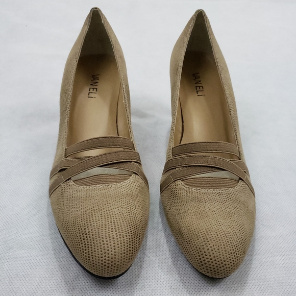 Vaneli Shoes - NWOB VANELi Womens Shoes Size 9.5 N Tan